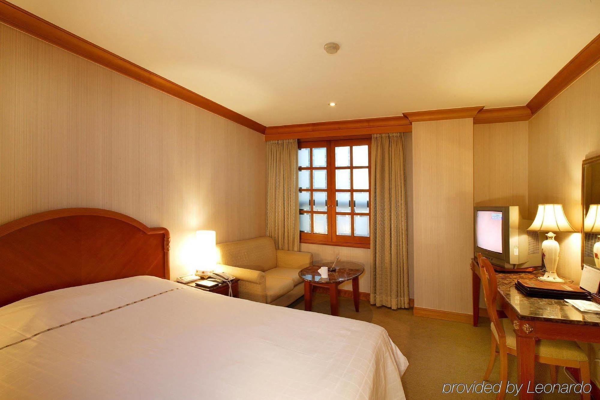 Karak Tourist Hotel Сеул Экстерьер фото